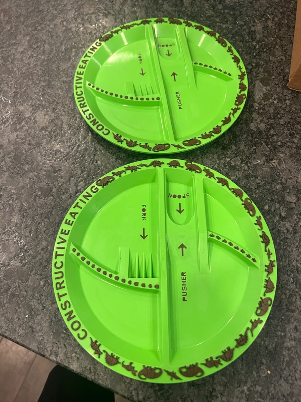 Constructive eating plates